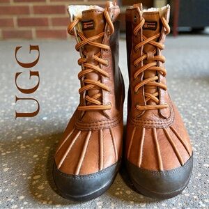 UGG Two Tone Brown Waterproof Lace Up Duck Boots. Women’s 7.5. Leather. GUC!